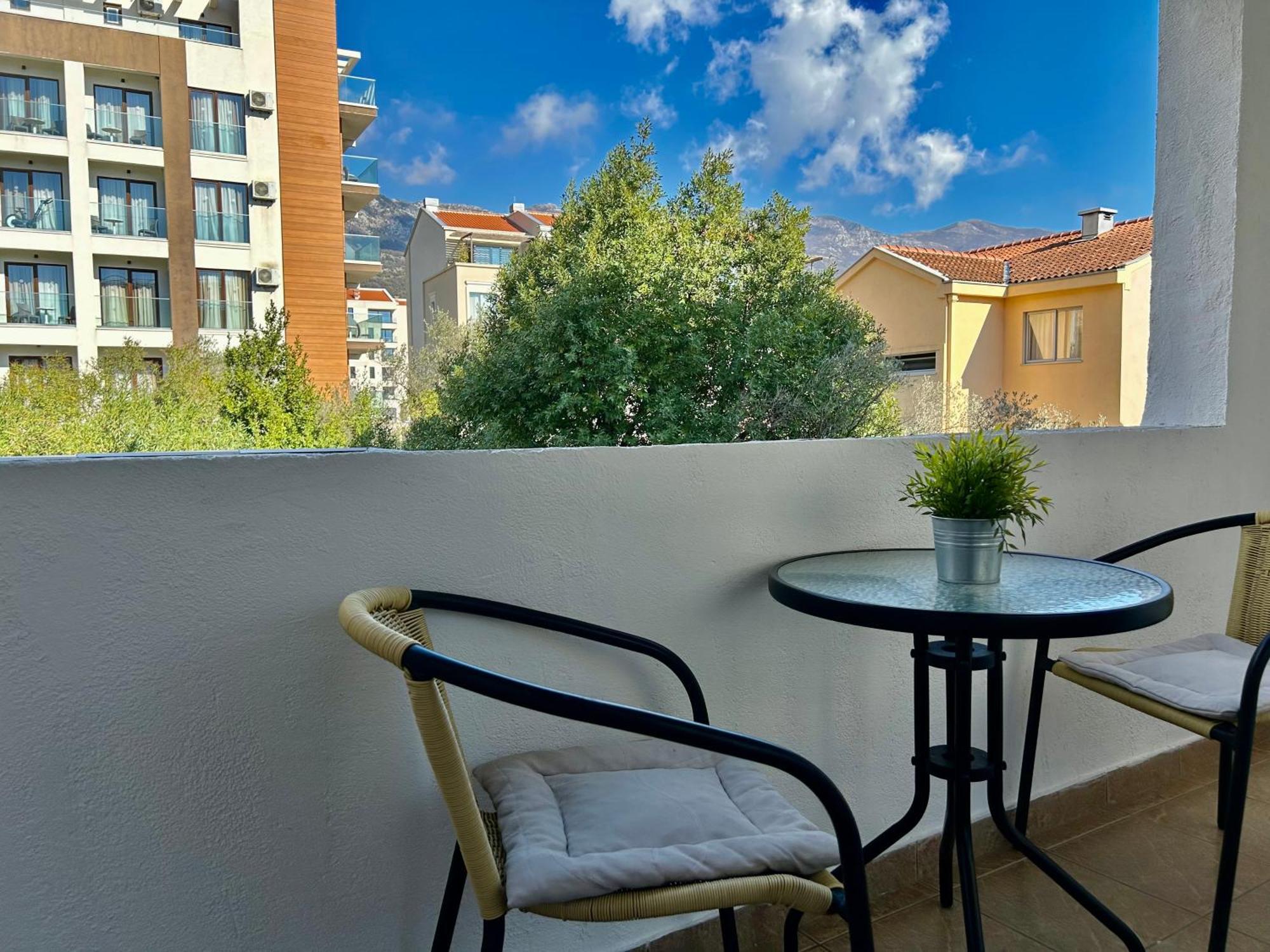 Apartments Mitende Будва Екстериор снимка